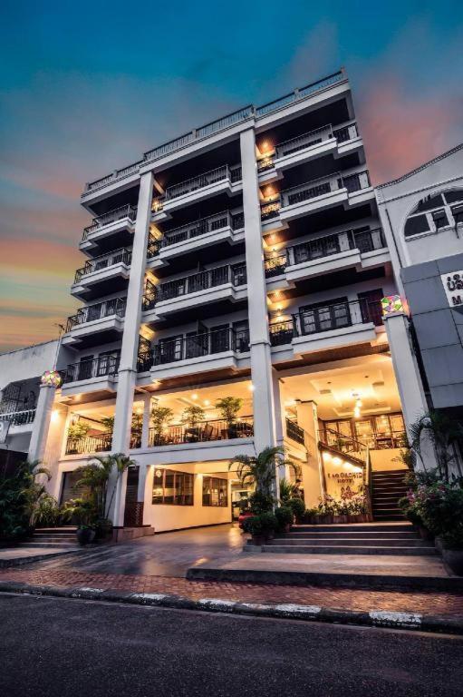 Lao Orchid Hotel Vientiane Bagian luar foto